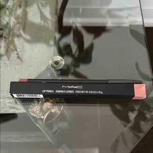 MAC Lip Pencil in Boldly Bare